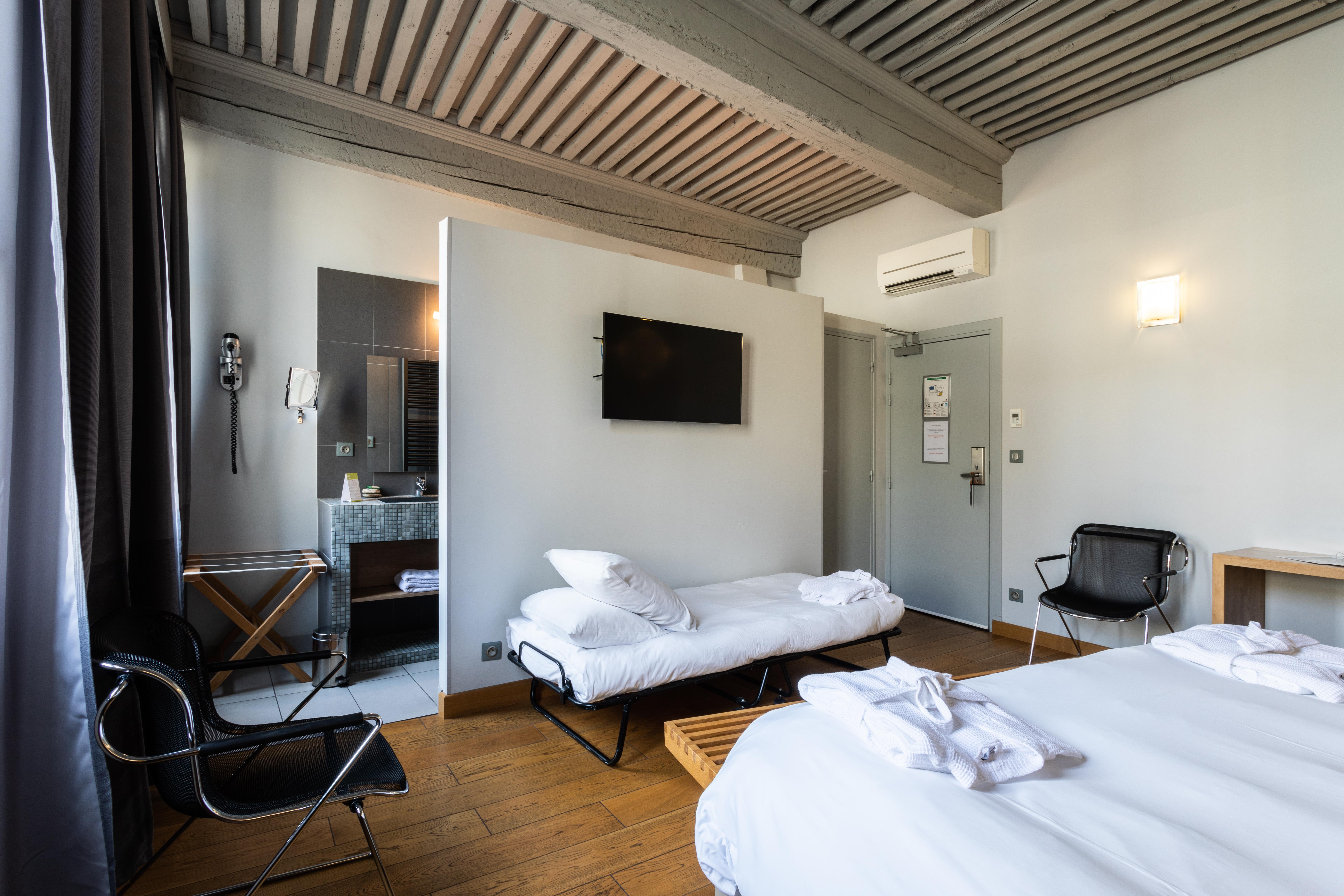 Boutique Hotel Entraigues Uzès Екстериор снимка