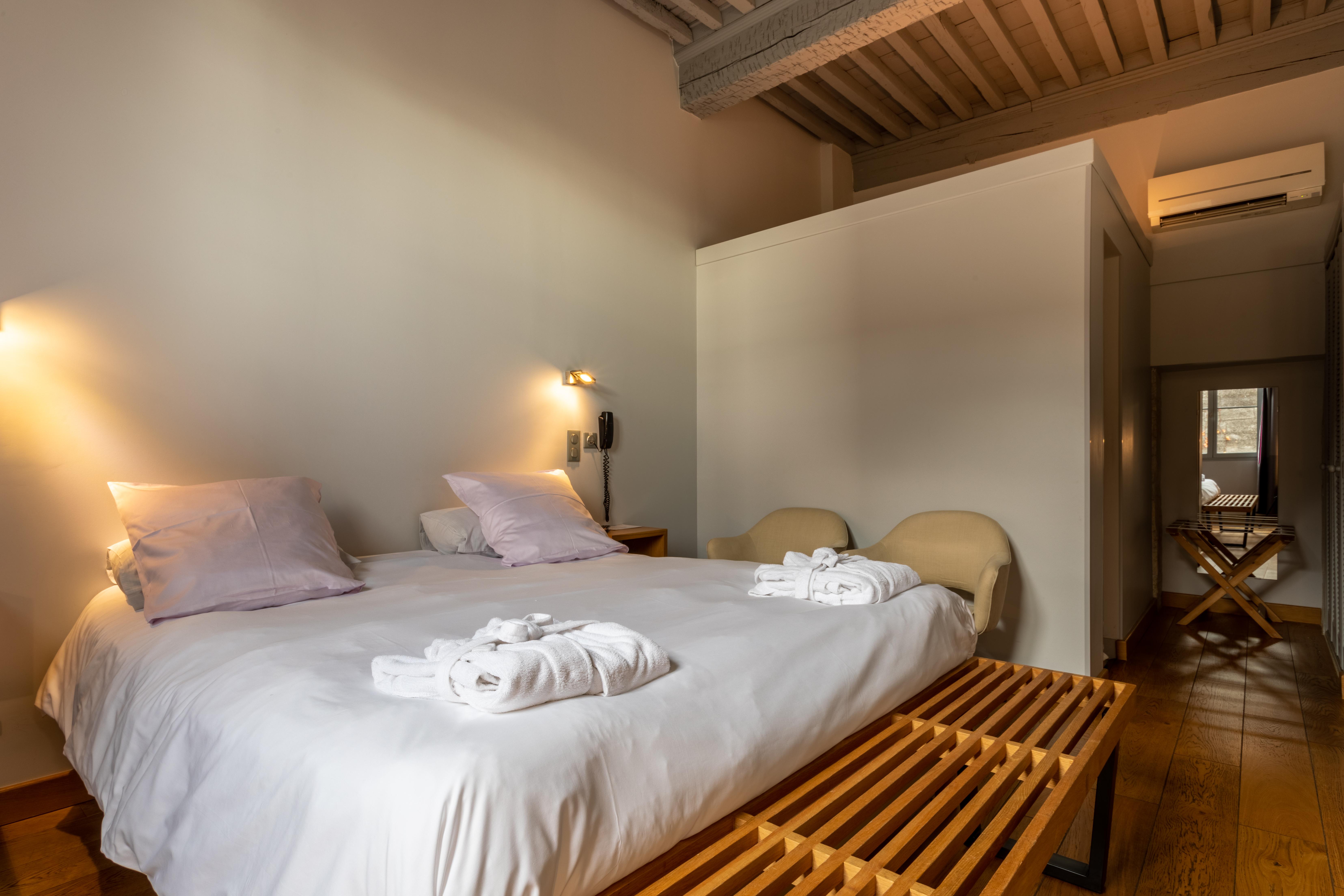 Boutique Hotel Entraigues Uzès Екстериор снимка