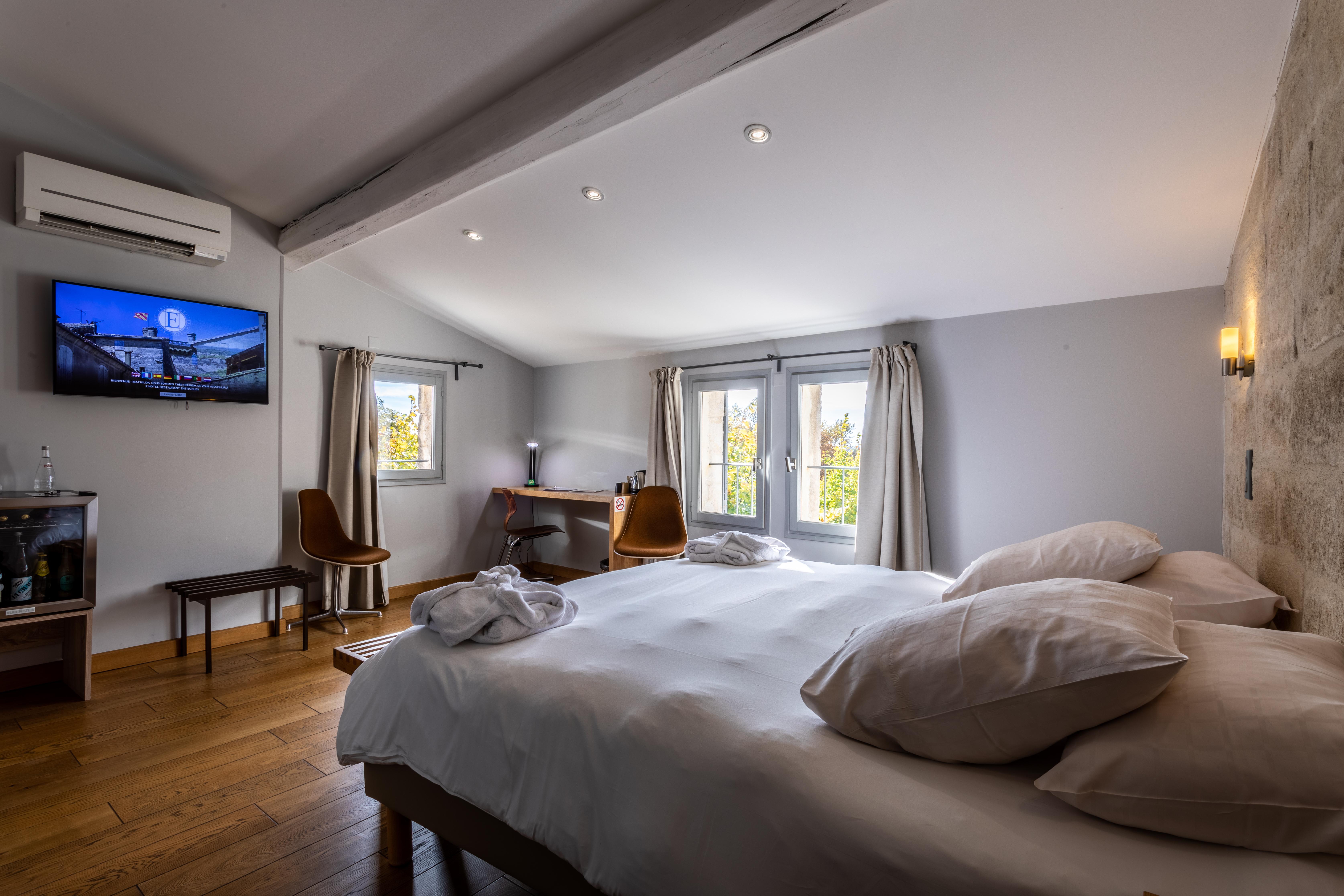 Boutique Hotel Entraigues Uzès Екстериор снимка