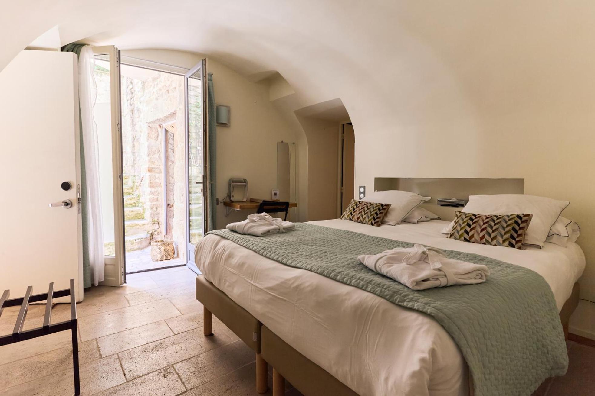 Boutique Hotel Entraigues Uzès Екстериор снимка